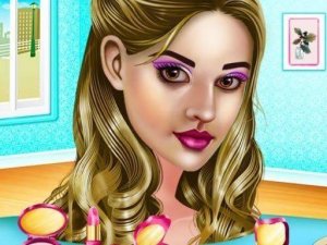 Emily's Folklore Fashion Dress Up Game